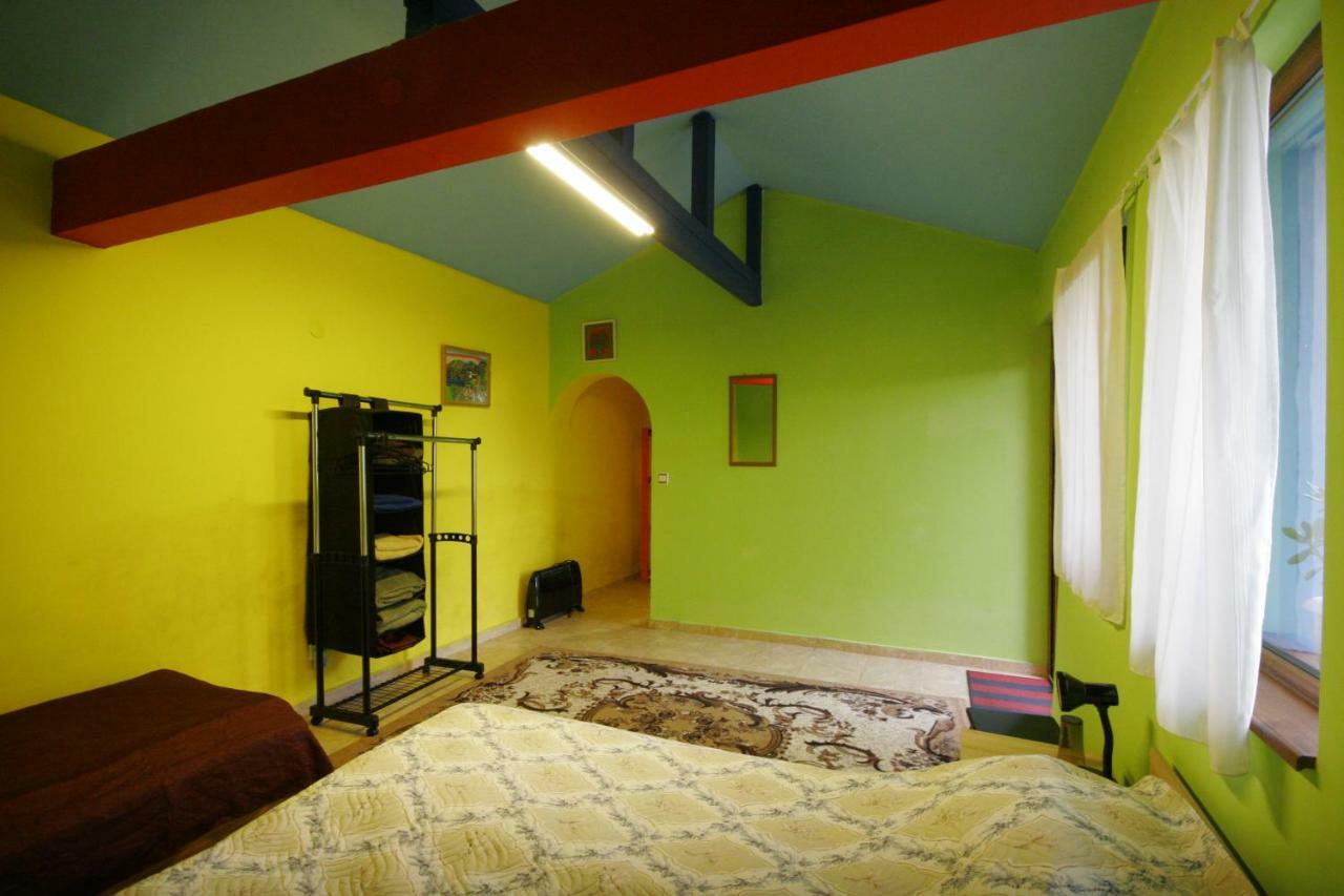 Chuchi Guest House 1 Zlatna Panega Buitenkant foto