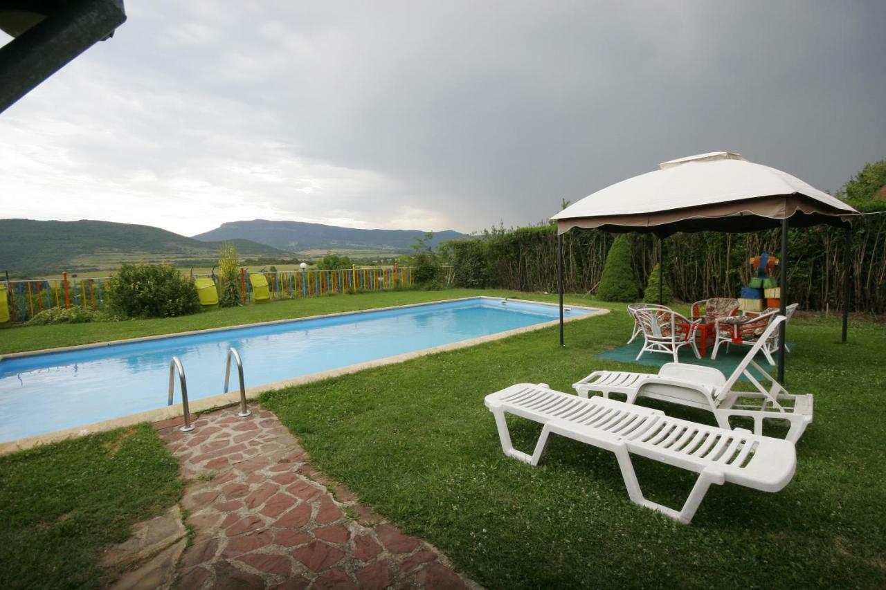Chuchi Guest House 1 Zlatna Panega Buitenkant foto